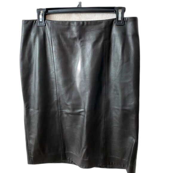 Talbots Skirt Women’s Size 6 Color Brown Leather Lined - Picture 1 of 10